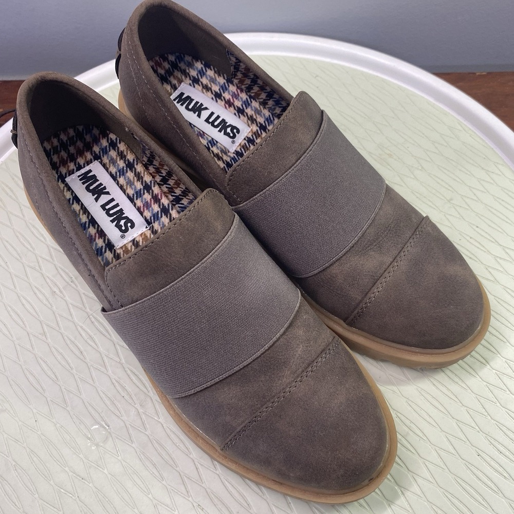 MUK LUKS Womens Lucy Lettie Brown Slip‎ on Loafer Shoe Sz. 9